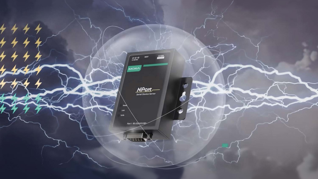 NPort med blixtrar i bakgrunden